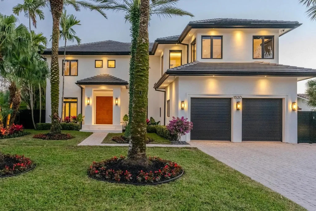 1520 SE 10th Street Fort Lauderdale FL 33316