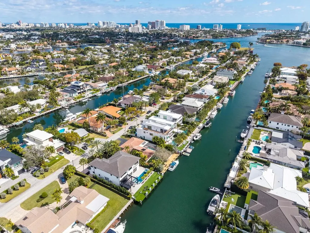 1520 SE 10th Street Fort Lauderdale FL 33316