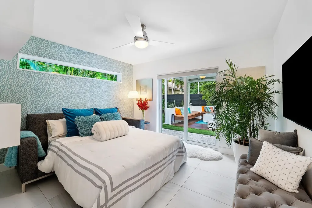 2617 Bayview Drive Fort Lauderdale FL 33306