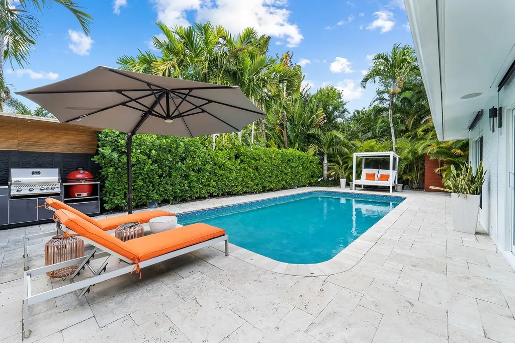 2617 Bayview Drive Fort Lauderdale FL 33306