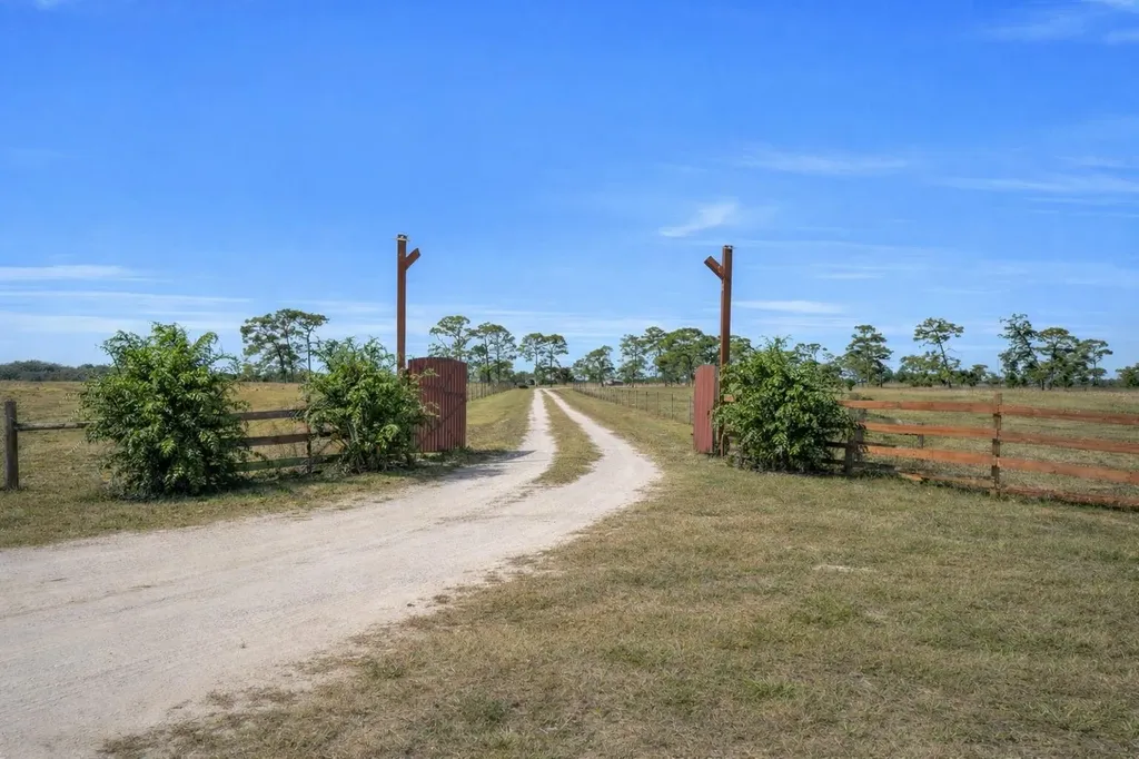 6575 NE 96th Avenue Okeechobee FL 34972