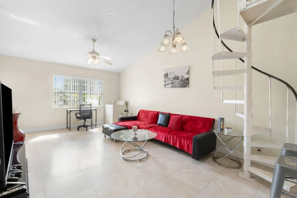 7201 Tam Oshanter Boulevard Pompano Beach FL 33068