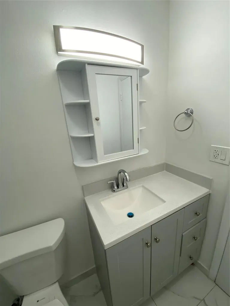 7625 SW 10th Street North Lauderdale FL 33068