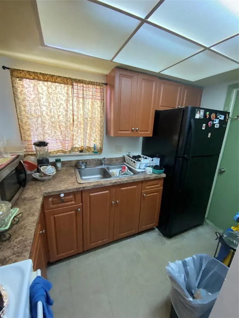 7625 SW 10th Street North Lauderdale FL 33068