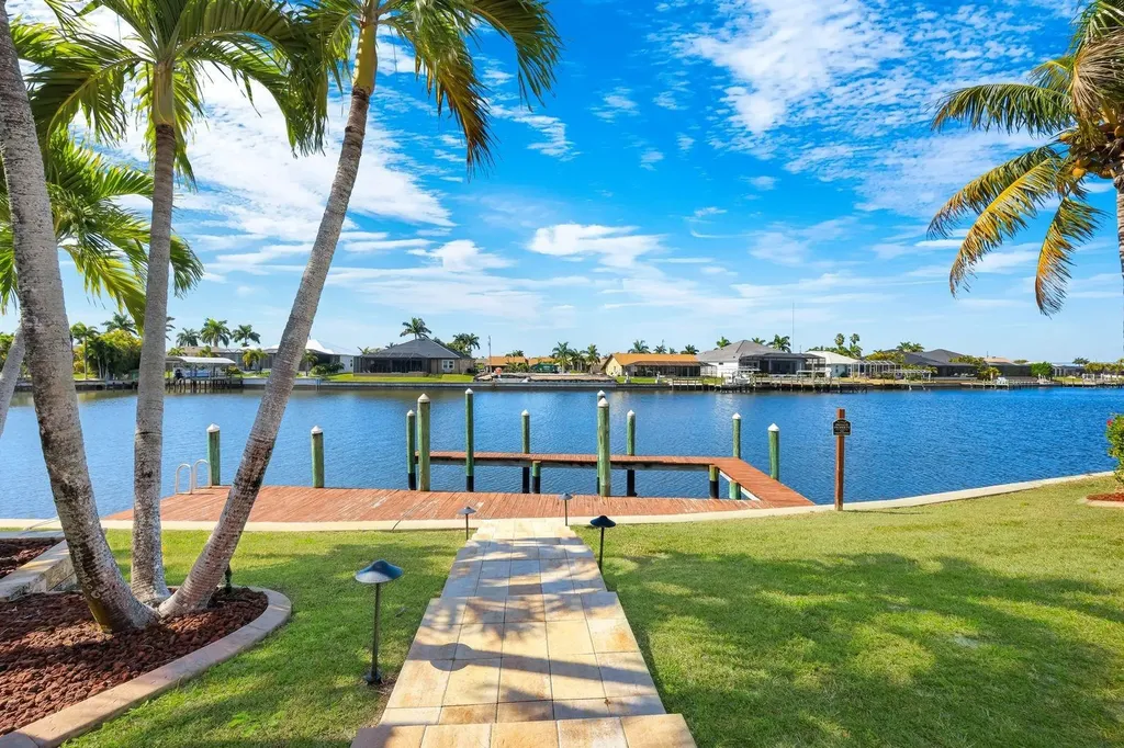 3106 SW 26th Court Cape Coral FL 33914