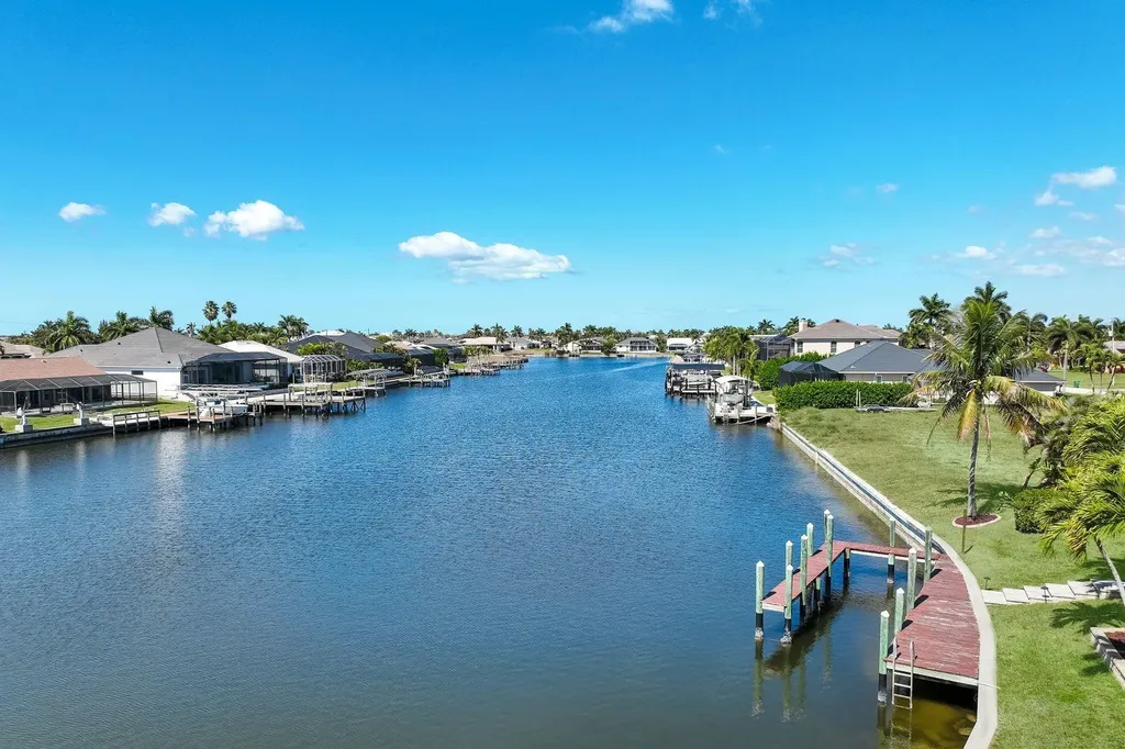 3106 SW 26th Court Cape Coral FL 33914