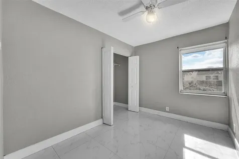1237 Seaview North Lauderdale FL 33068
