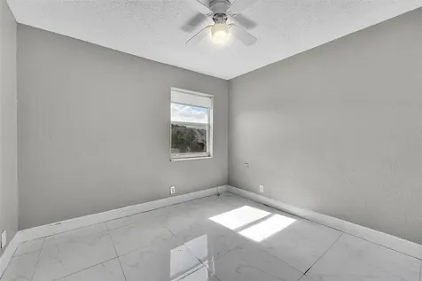 1237 Seaview North Lauderdale FL 33068