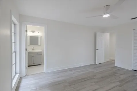 8555 24th Street Vero Beach FL 32966