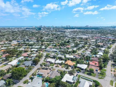 1530 NE 53rd Street Fort Lauderdale FL 33334
