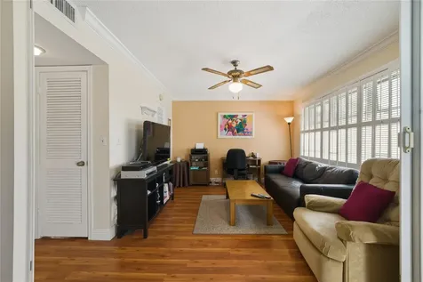 691 S Hollybrook Drive Pembroke Pines FL 33025