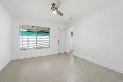 883 NE 33rd Street Oakland Park FL 33334