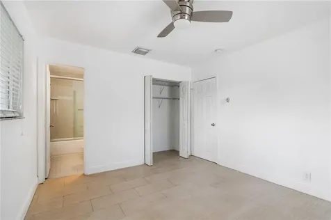 883 NE 33rd Street Oakland Park FL 33334