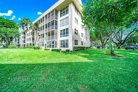 2601 S Course Drive Pompano Beach FL 33069