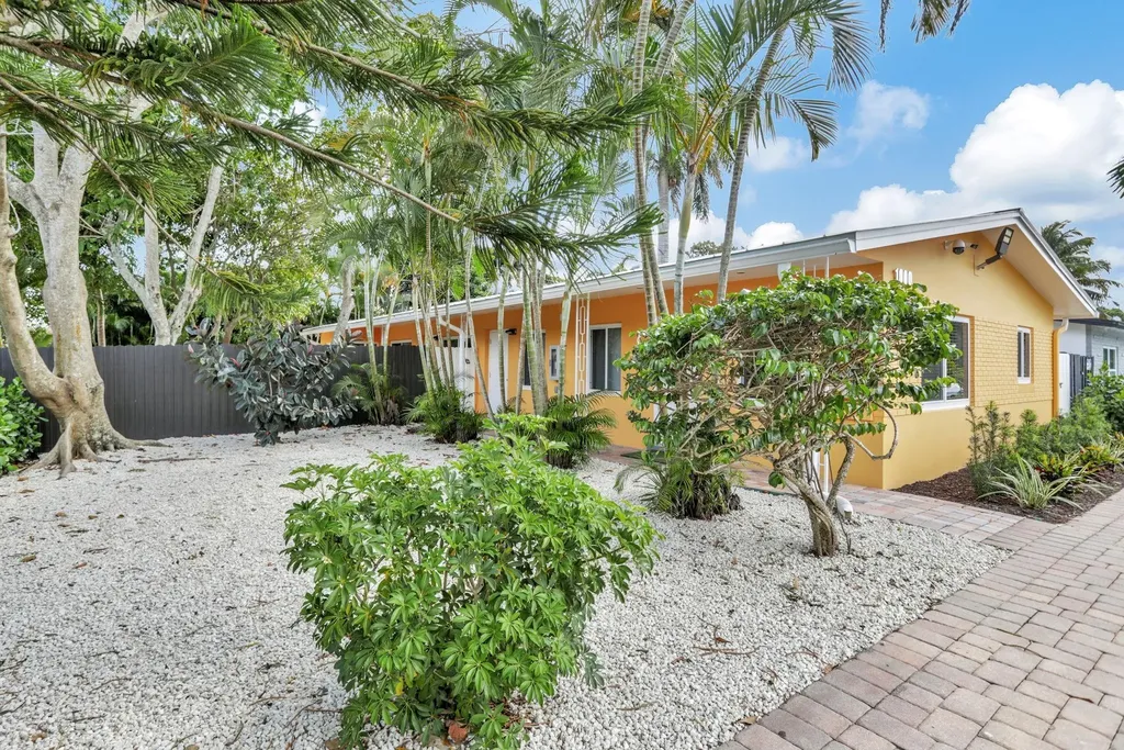 1000 SW 30th Street Fort Lauderdale FL 33315
