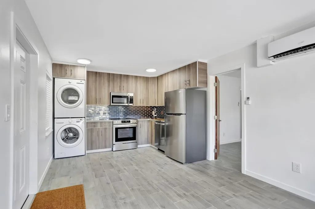 1000 SW 30th Street Fort Lauderdale FL 33315