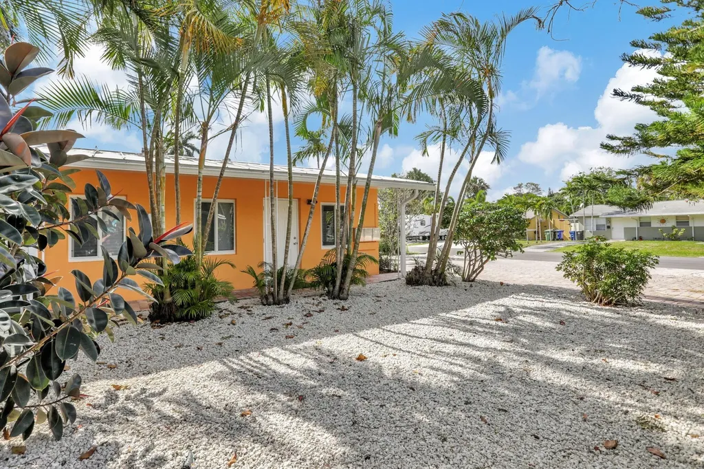 1000 SW 30th Street Fort Lauderdale FL 33315