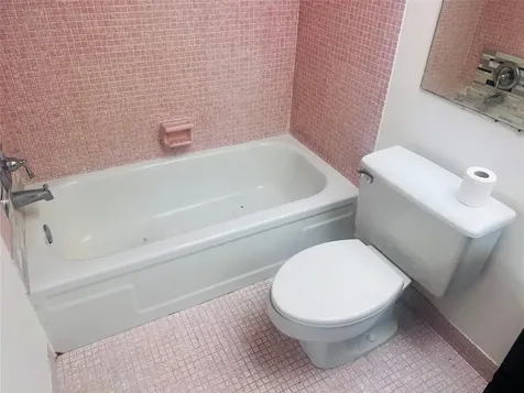 4046 NW 19th Street Lauderhill FL 33313