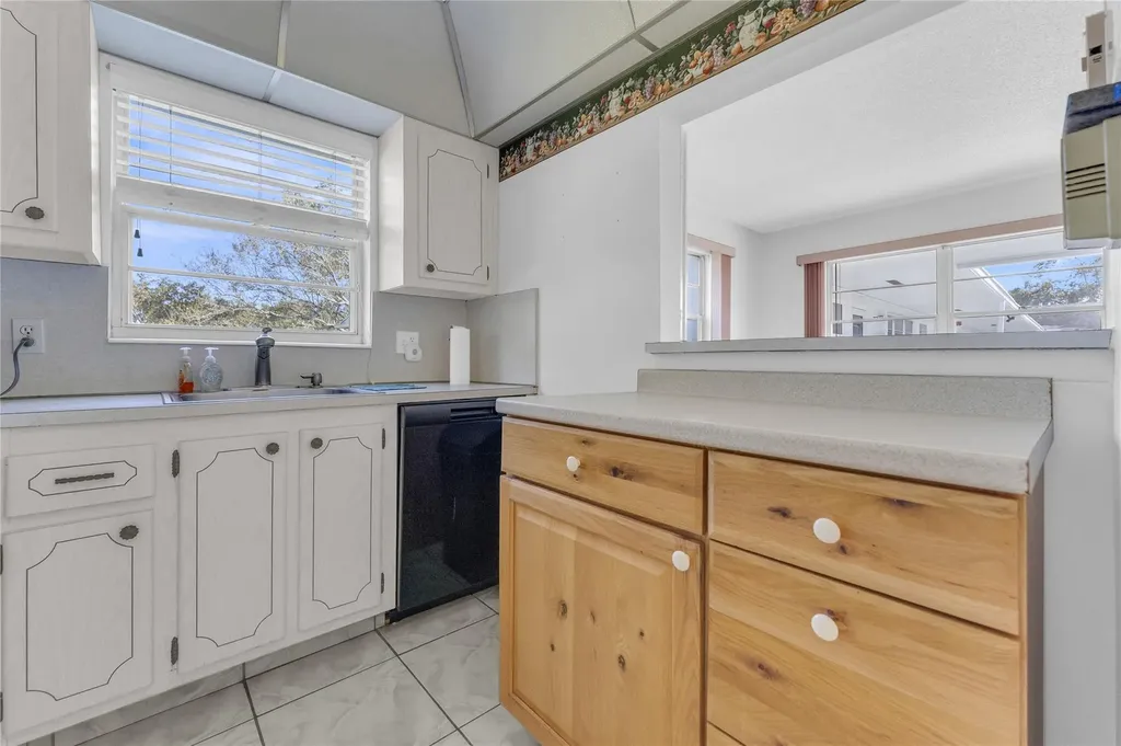176 Westbury J Deerfield Beach FL 33442