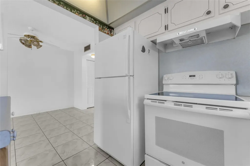 176 Westbury J Deerfield Beach FL 33442
