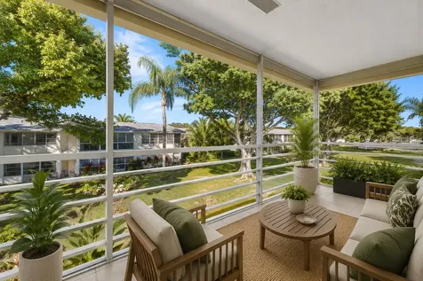 176 Westbury J Deerfield Beach FL 33442