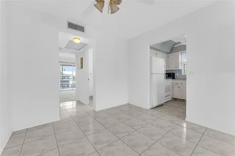 176 Westbury J Deerfield Beach FL 33442