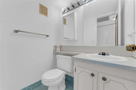 176 Westbury J Deerfield Beach FL 33442