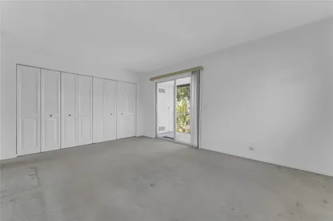 176 Westbury J Deerfield Beach FL 33442