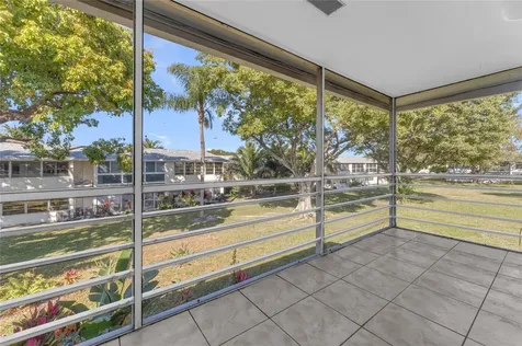 176 Westbury J Deerfield Beach FL 33442