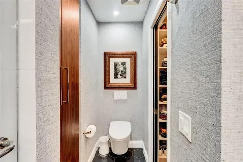 2116 NE 25th Street Wilton Manors FL 33305