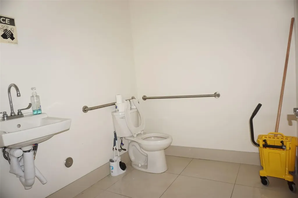 374 N Rock Island Road Pompano Beach FL 33063