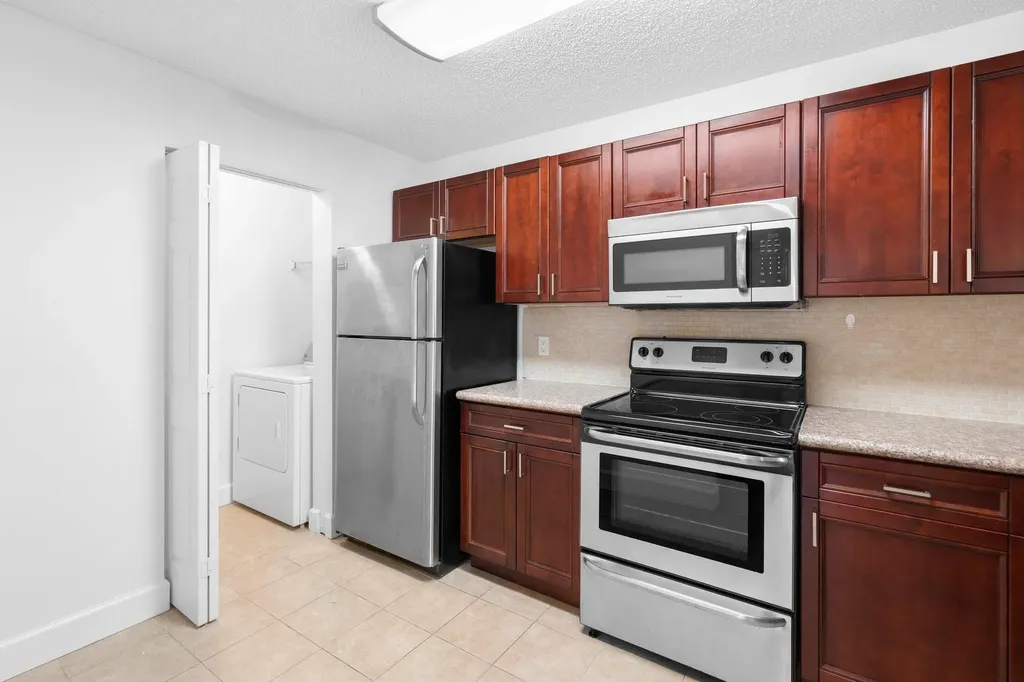 11295 W Atlantic Boulevard Coral Springs FL 33071
