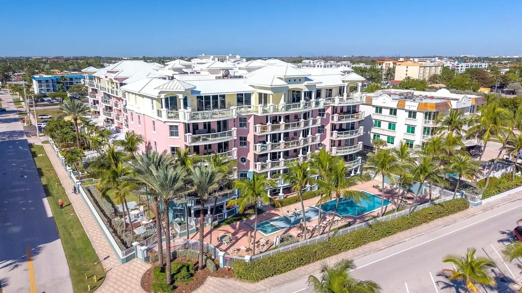 2051 SE 3rd Street Deerfield Beach FL 33441
