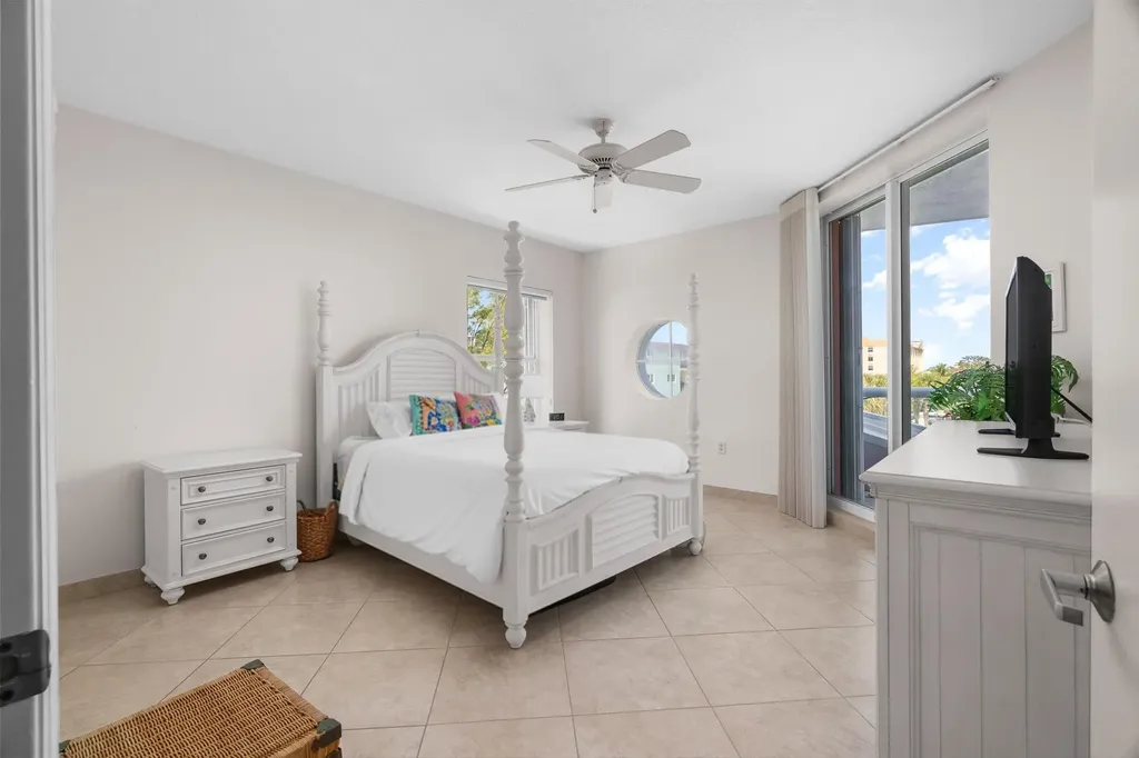 2051 SE 3rd Street Deerfield Beach FL 33441