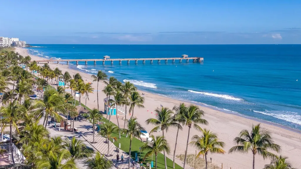 2051 SE 3rd Street Deerfield Beach FL 33441