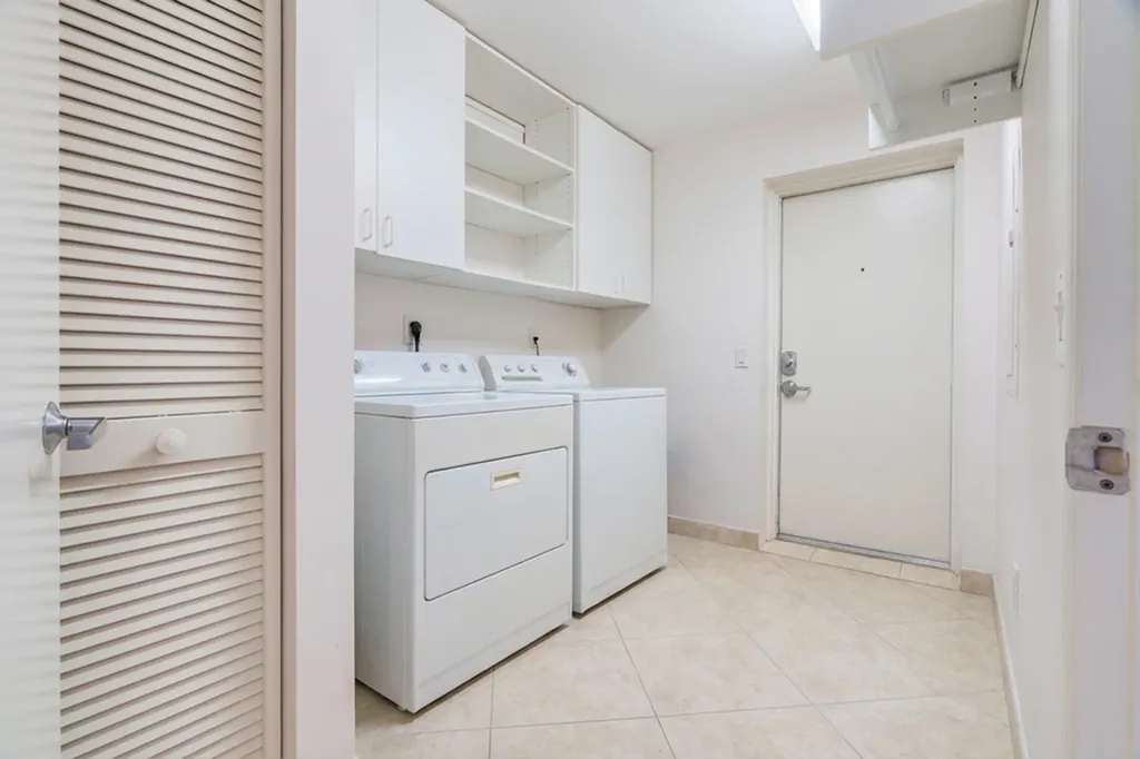 2051 SE 3rd Street Deerfield Beach FL 33441