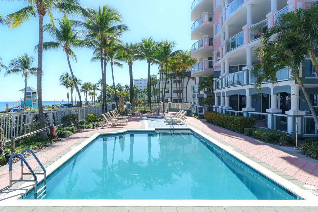 2051 SE 3rd Street Deerfield Beach FL 33441