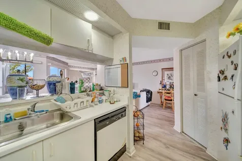 1400 SW 137th Avenue Pembroke Pines FL 33027