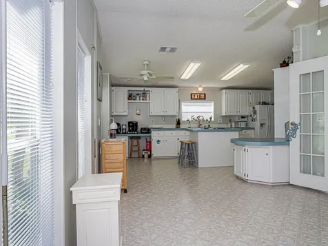 7648 Kyak Micco FL 32976