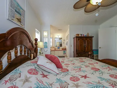 7648 Kyak Micco FL 32976