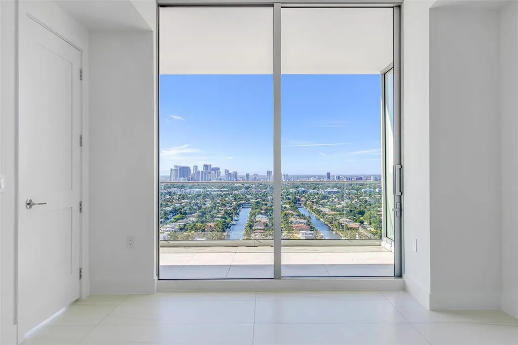 153 N Seabreeze Fort Lauderdale FL 33304