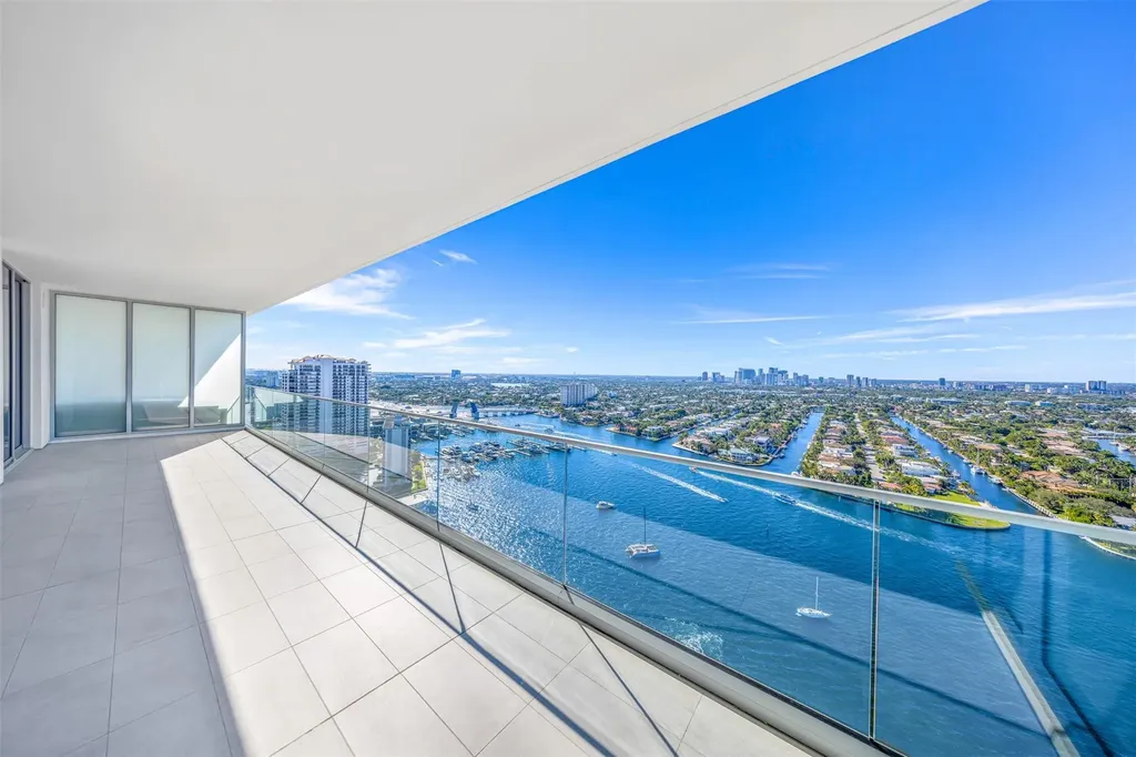 153 N Seabreeze Fort Lauderdale FL 33304