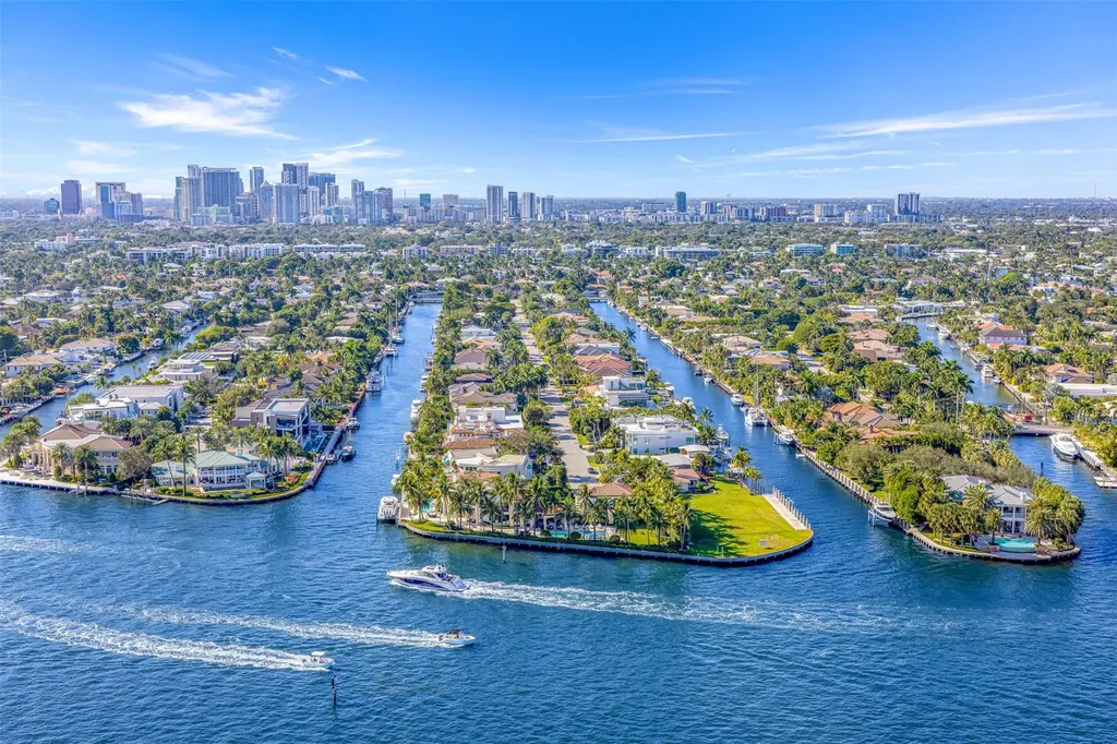 153 N Seabreeze Fort Lauderdale FL 33304