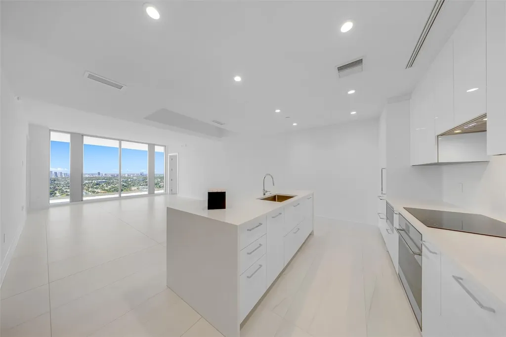 153 N Seabreeze Fort Lauderdale FL 33304