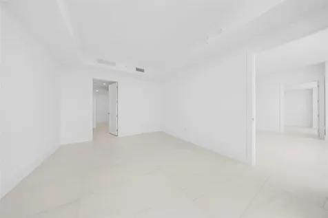 153 N Seabreeze Fort Lauderdale FL 33304