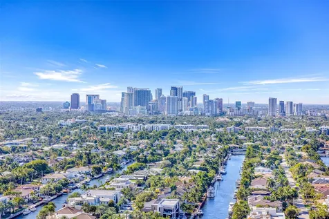 153 N Seabreeze Fort Lauderdale FL 33304