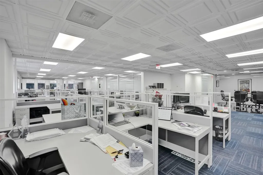 1520 E Sunrise Fort Lauderdale FL 33304