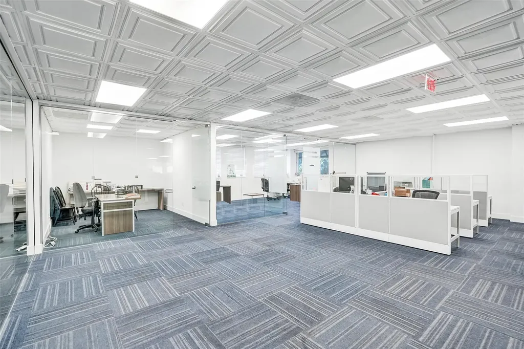 1520 E Sunrise Fort Lauderdale FL 33304