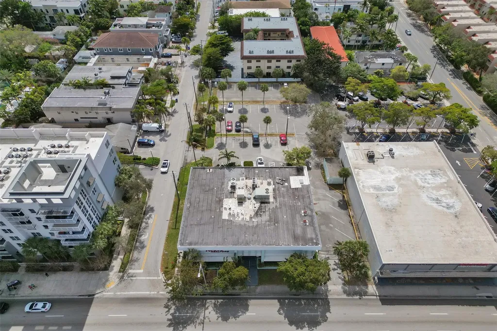 1520 E Sunrise Fort Lauderdale FL 33304