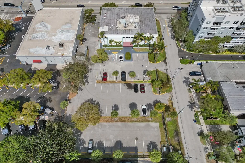 1520 E Sunrise Fort Lauderdale FL 33304